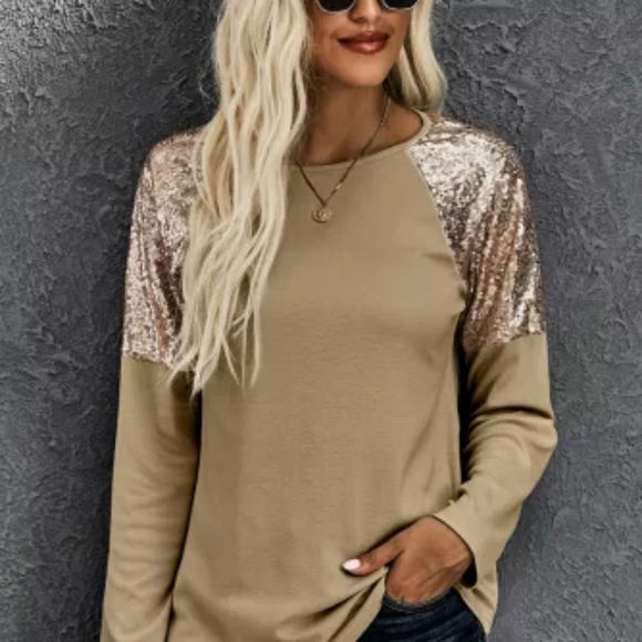 🌟🆕️ Shoulder sequin top - Picture 3 of 7